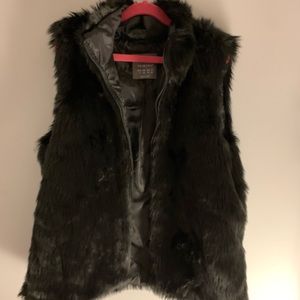 Primark black faux fur vest. Size 10.